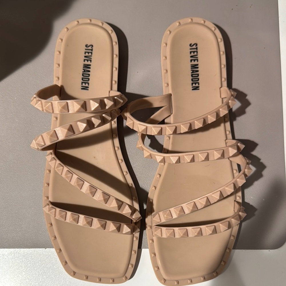 Steve Madden Tan Studded Sandals